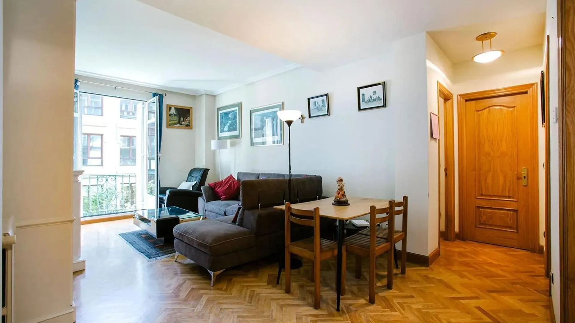 Modern Apartment In Donostia 75 M² With Jacuzzi San Sebastian
