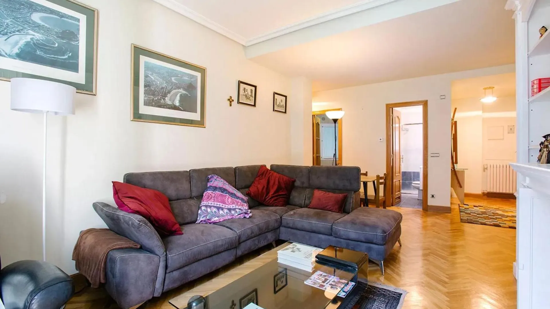 Modern Apartment In Donostia 75 M² With Jacuzzi San Sebastian Spain
